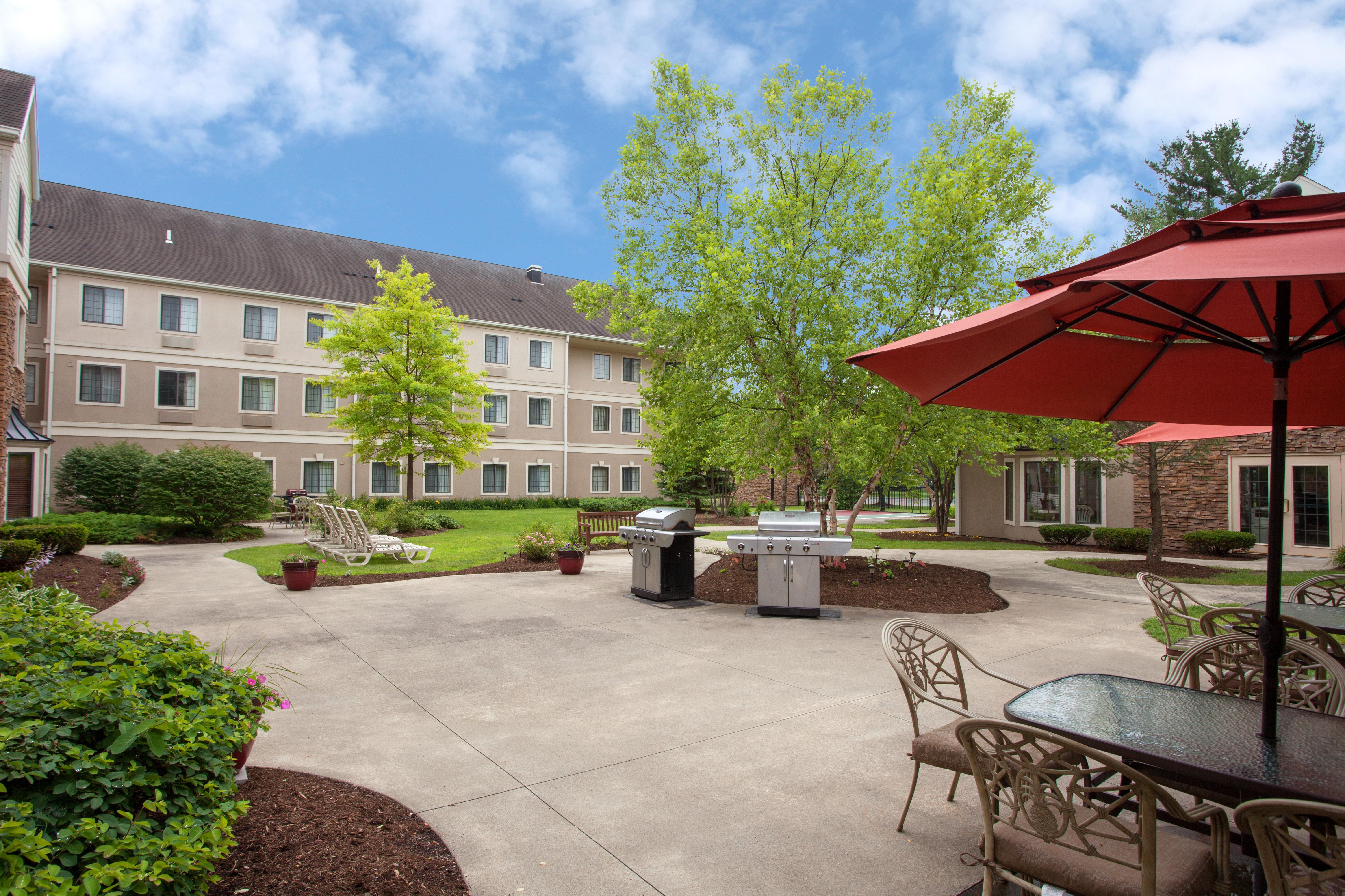 Staybridge Suites Corning By Ihg Exterior foto